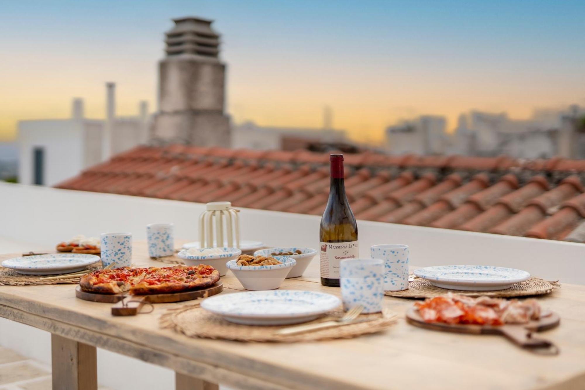 Casa U Burie, Casa Design Con Terrazza Panoramica E Jacuzzi Apartment ชิสแตร์นีโน ภายนอก รูปภาพ